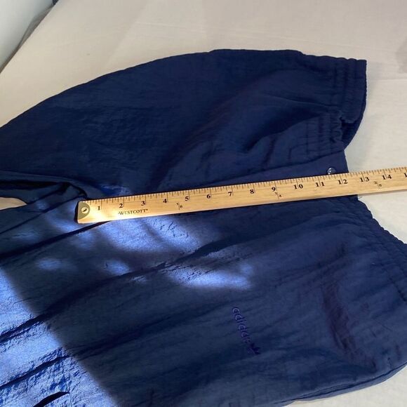 Vintage Adidas Men's Large Nylon Track Pants 4 Pockets and Drawstring Waist - Picture 10 of 13